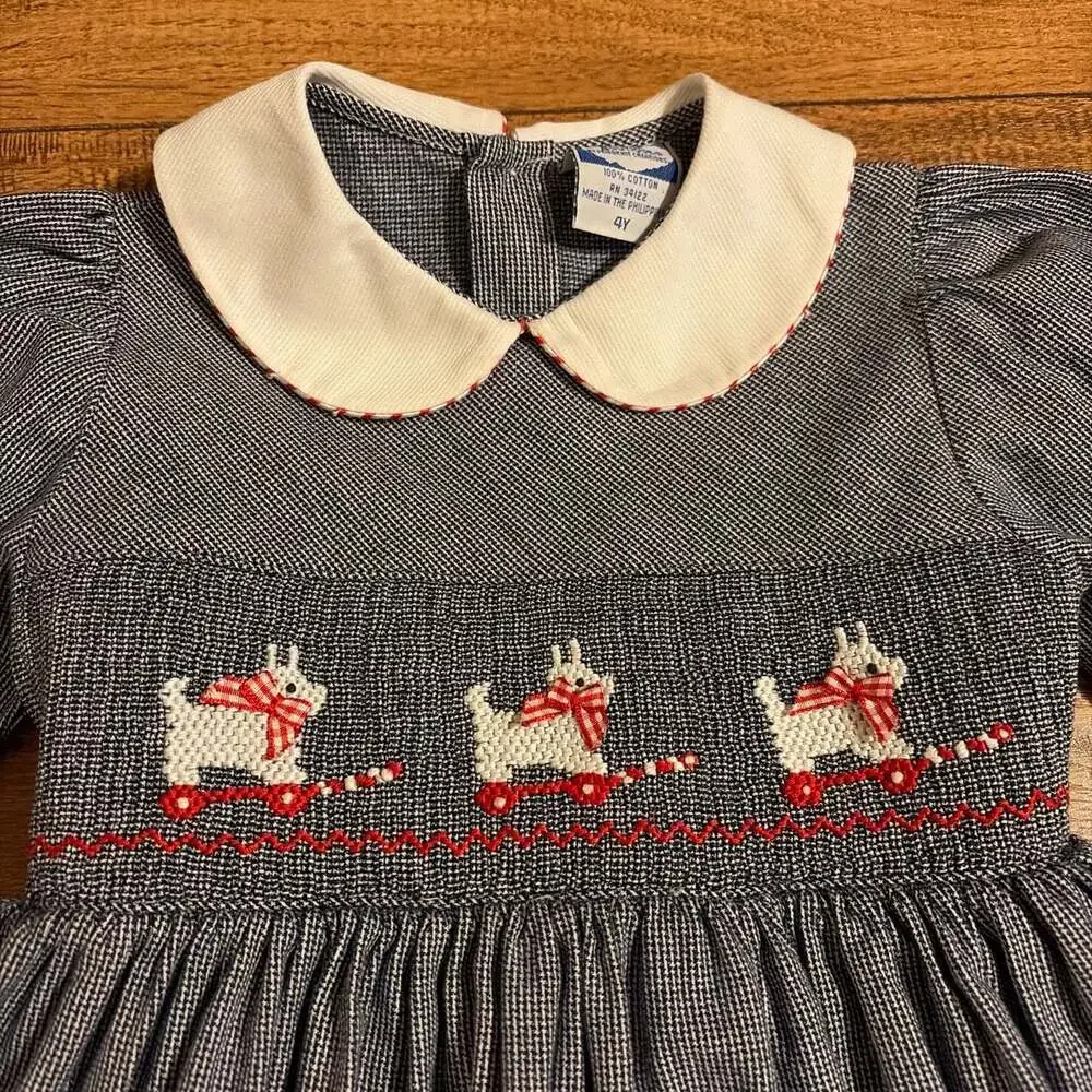 Carriage Boutiques by Friedknit Creations Blue Gingham Smocked Dress 4Y